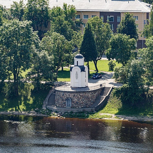 Летний Псков с высоты колокольни Троицкого собора. ФОТО