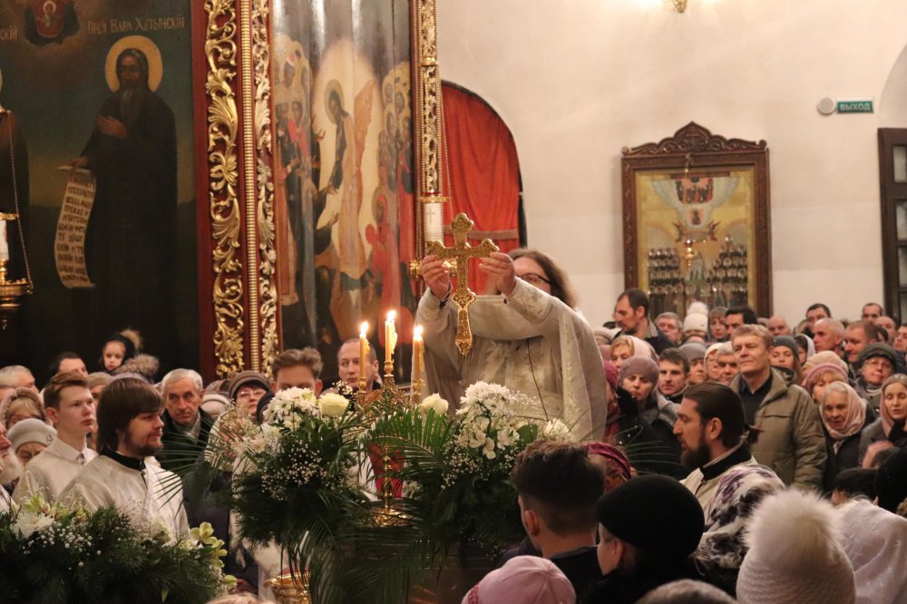 Праздник Крещения Господня молитвенно отметили в Троицком соборе Псковского кремля