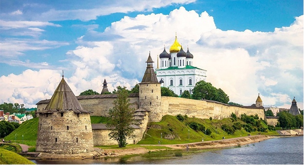 Специалисты АНО «Возрождение» объявило о начале работ по реставрации Троицкого собора Псковского Кремля