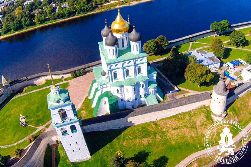 Православный детский лагерь начал работу при Троицком соборе