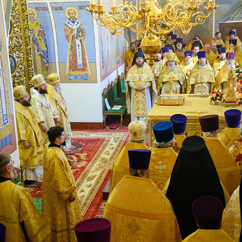 Праздничные торжества прошли в день памяти святой равноапостольной княгини Ольги в Свято-Троицком кафедральном соборе