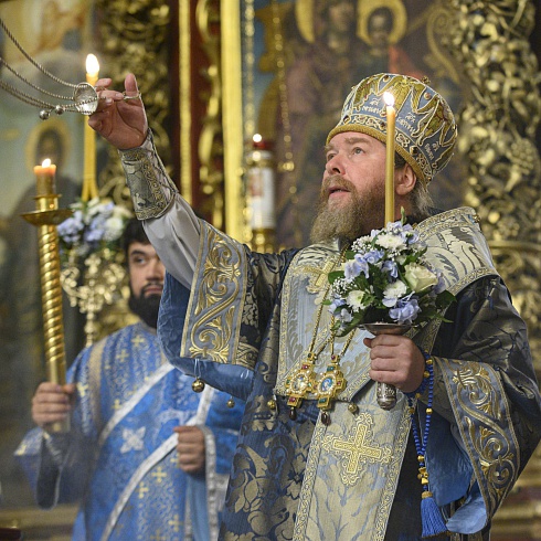 Праздник Рождества Пресвятой Богородицы торжественно отметили в Троицком соборе г. Пскова