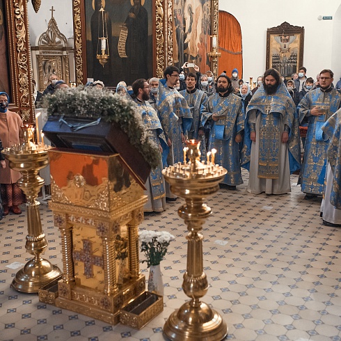 Празднование Казанской иконе Божией матери в Троицком соборе г. Пскова