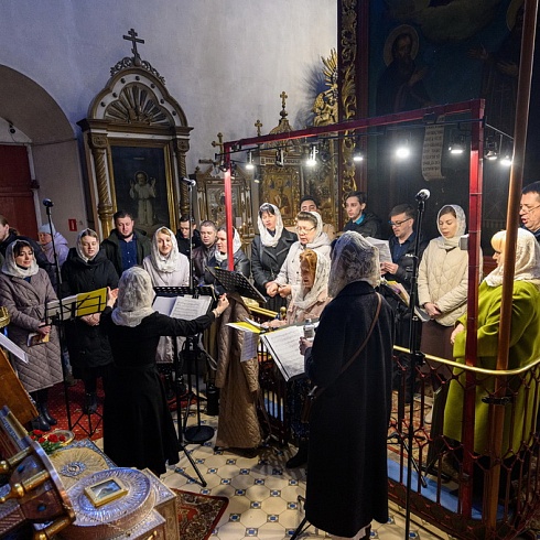 В день празднования Входа Господня в Иерусалим митрополит Арсений совершил Литургию в Свято-Троицком кафедральном соборе города Пскова