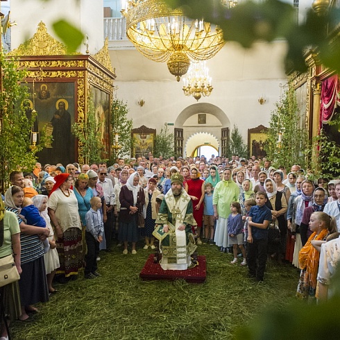 Праздник Святой Троицы отметили в Пскове. ФОТО