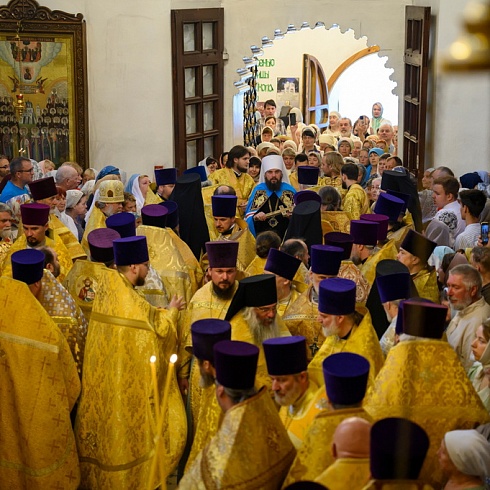 Праздничные торжества прошли в день памяти святой равноапостольной княгини Ольги в Свято-Троицком кафедральном соборе