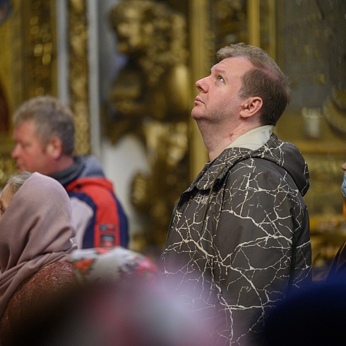 Праздник Воздвижения Животворящего Креста Господня в Троицком соборе Псковского кремля