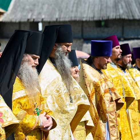 Праздничные торжества прошли в день памяти святой равноапостольной княгини Ольги в Свято-Троицком кафедральном соборе