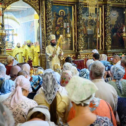 Праздничные торжества прошли в день памяти святой равноапостольной княгини Ольги в Свято-Троицком кафедральном соборе